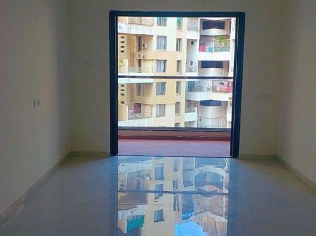 Rental | 2 BHK 1000 Sq.Ft. Apartment in Kohinoor Shangrila