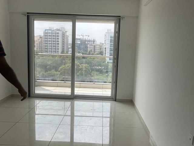 Rental | 2 BHK 1000 Sq.Ft. Apartment in Koregaon Park CHS
