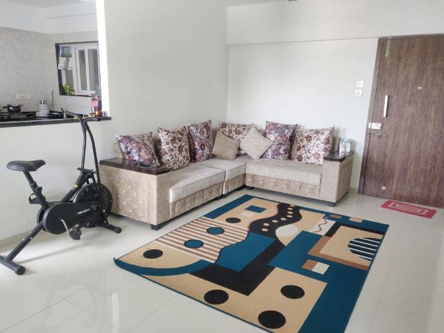 Rental | 2 BHK 1000 Sq.Ft. Apartment in Karve Putala