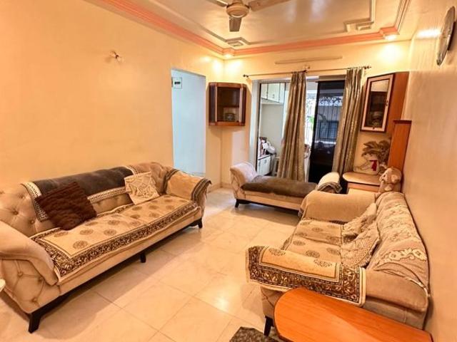 Rental | 2 BHK + 1000 Sq.Ft. Apartment in Hari Om Puram