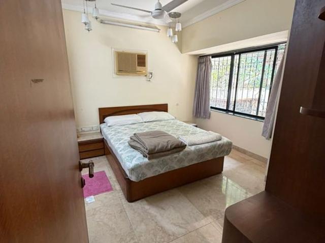 Rental | 2 BHK 1000 Sq.Ft. Apartment in Lower Parel