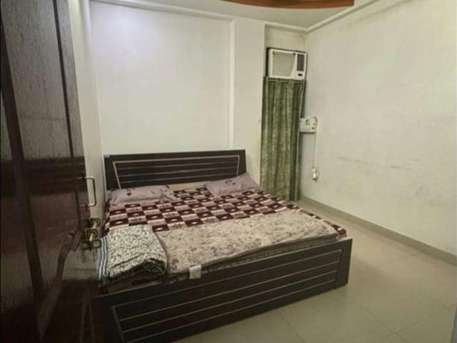 Rental | 2 BHK 1000 Sq.Ft. Apartment in Lalkuan