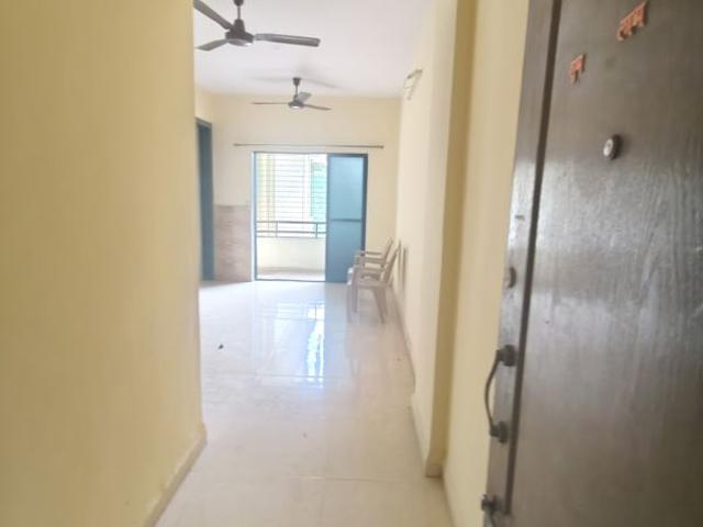 Rental | 2 BHK 1000 Sq.Ft. Apartment in Motiram Darshan