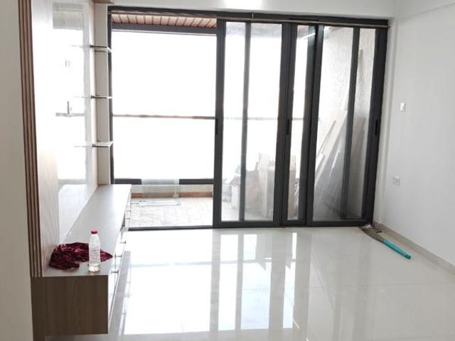 Rental | 2 BHK + 1000 Sq.Ft. Apartment in Majestique Signature Towers