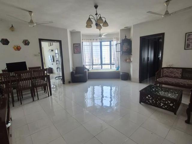 Rental | 2 BHK 1000 Sq.Ft. Apartment in Malhar Tower
