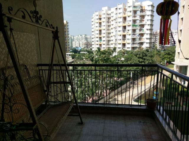 Rental | 2 BHK 1000 Sq.Ft. Apartment in Malpani Greens