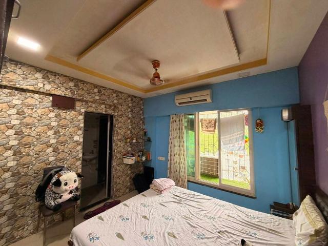 Rental | 2 BHK 1000 Sq.Ft. Apartment in Mantri Park