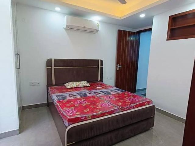 Rental | 2 BHK 1000 Sq.Ft. Apartment in Saket