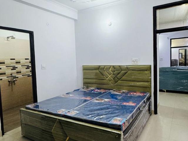 Rental | 2 BHK 1000 Sq.Ft. Apartment in Saket
