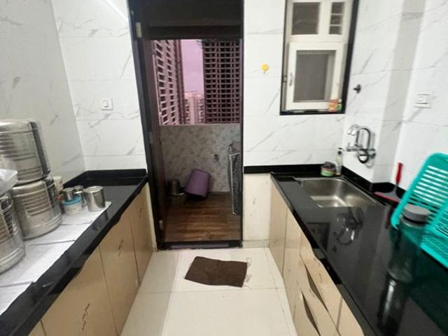 Rental | 2 BHK 1000 Sq.Ft. Apartment in Shree Palaash Oak