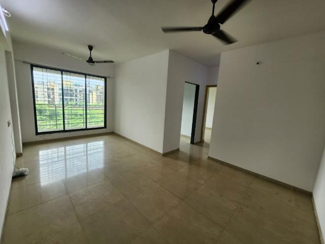 Rental | 2 BHK 1000 Sq.Ft. Apartment in Shreeji Corner
