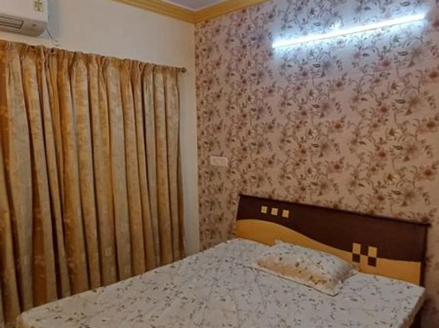 Rental | 2 BHK 1000 Sq.Ft. Apartment in Srishti Panch Srishti