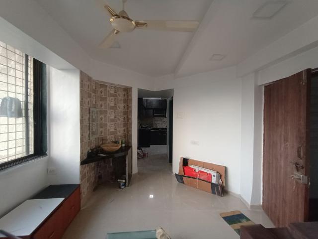 Rental | 2 BHK 1000 Sq.Ft. Apartment in Sunrise Arcade