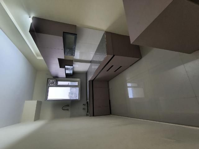 Rental | 2 BHK 1000 Sq.Ft. Apartment in Pyramid Midtown