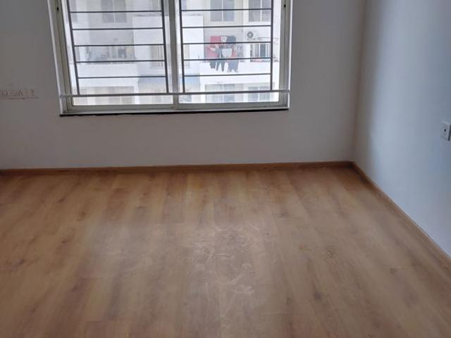 Rental | 2 BHK + 1000 Sq.Ft. Apartment in Rucha Vantage