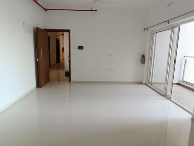 Rental | 2 BHK 1000 Sq.Ft. Apartment in Runwal The Central Park