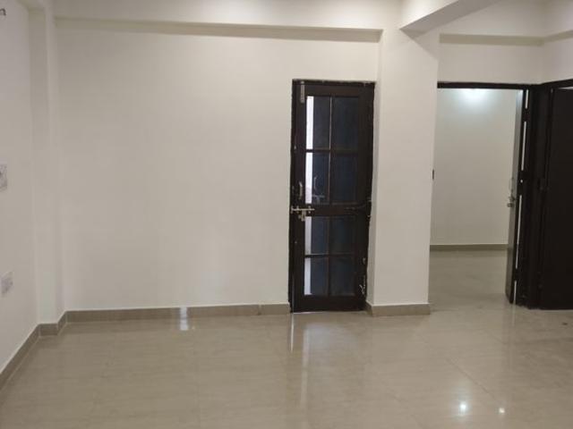 Rental | 2 BHK + 1000 Sq.Ft. Apartment in RWA Apartments Sector 53