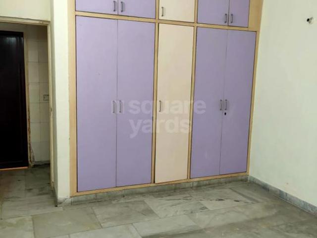 Rental | 2 BHK 1000 Sq.Ft. Apartment in Windsor and Nova Society