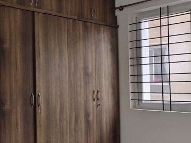 Rental | 2 BHK 1000 Sq.Ft. Apartment in Temple Tree Apartment