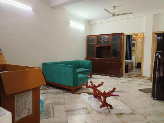 Rental | 2 BHK 1000 Sq.Ft. Independent House in RWA Apartments Sector 41