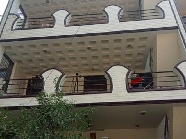 Rental | 2 BHK 1000 Sq.Ft. Independent House in RWA Apartments Sector 47