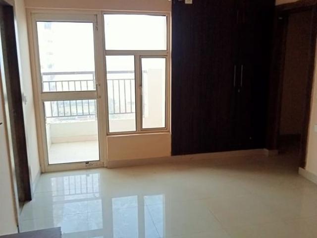 Rental | 2 BHK 1005 Sq.Ft. Apartment in JKG Palm Resort