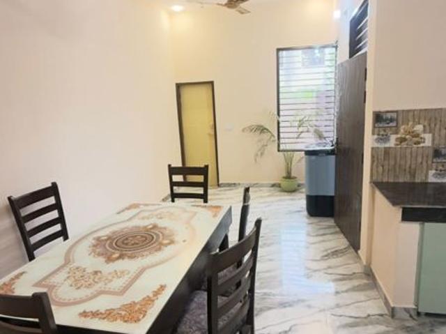 Rental | 2 BHK + 100 Sq.Yd. Apartment in Kharar Road