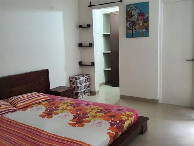 Rental | 2 BHK + 1020 Sq.Ft. Apartment in Emaar Emerald Estate
