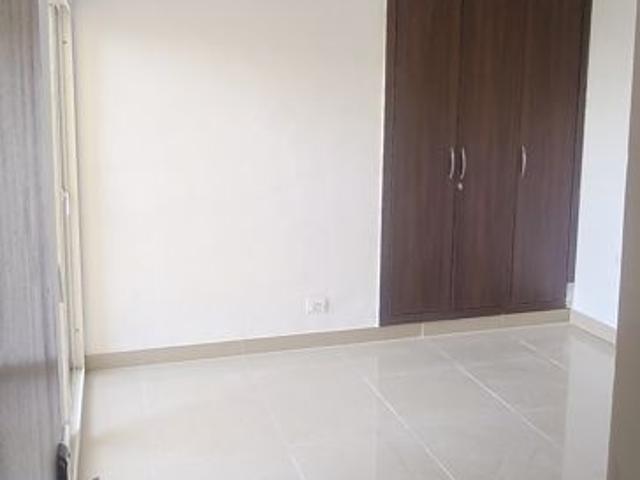 Rental | 2 BHK 1020 Sq.Ft. Apartment in Supertech The Romano