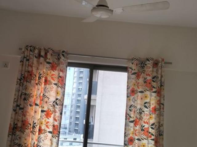 Rental | 2 BHK 1025 Sq.Ft. Apartment in Bramha Majestic