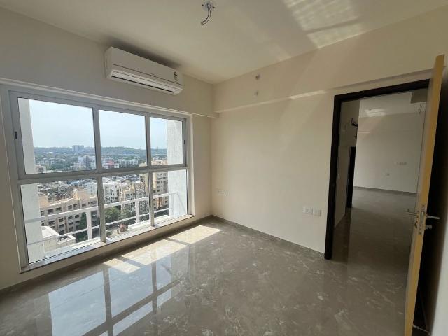 Rental | 2 BHK 1030 Sq.Ft. Apartment in LnT Veridian