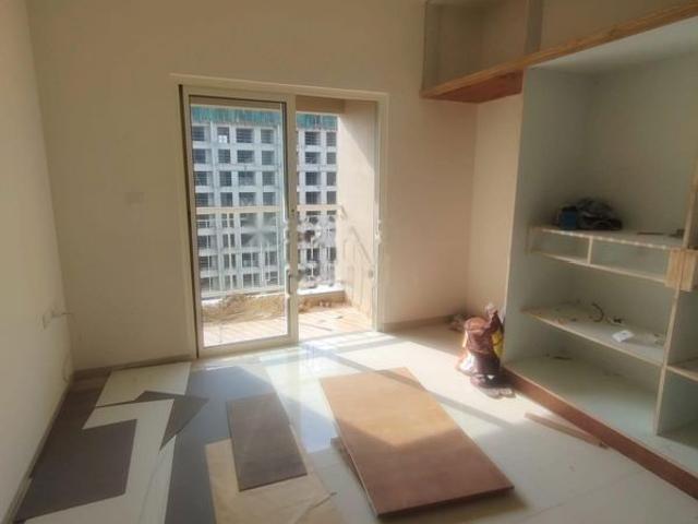 Rental | 2 BHK 1150 Sq.Ft. Apartment in Casagrand Boulevard