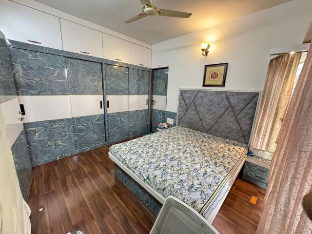 Rental | 2 BHK 1150 Sq.Ft. Apartment in Kalpataru Yugdharma
