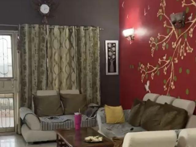 Rental | 2 BHK 1150 Sq.Ft. Apartment in Shipra Krishna Vista