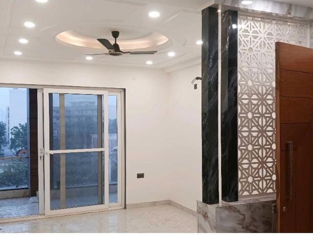 Rental | 2 BHK 1150 Sq.Ft. Apartment in Shiv Sai Emerald Heights