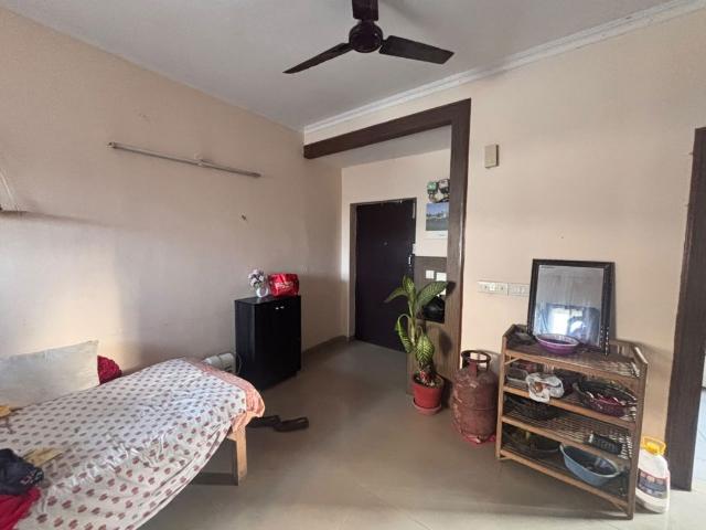 Rental | 2 BHK 1150 Sq.Ft. Apartment in Rohtas Plumeria
