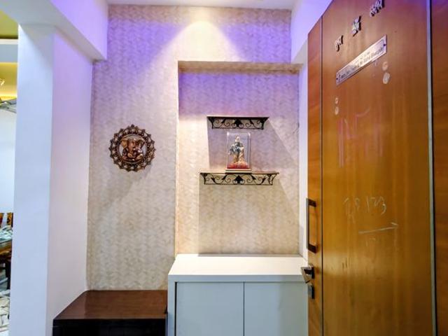 Rental | 2 BHK 1160 Sq.Ft. Apartment in Lakshmi Ivana