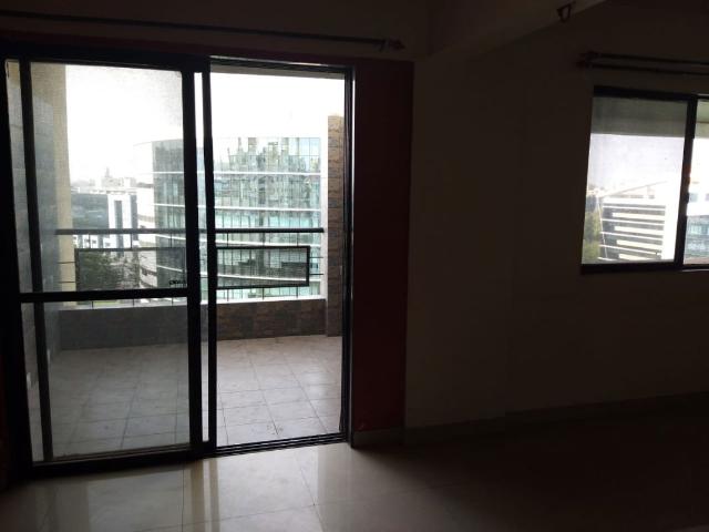 Rental | 2 BHK 1160 Sq.Ft. Apartment in Magarpatta City Iris