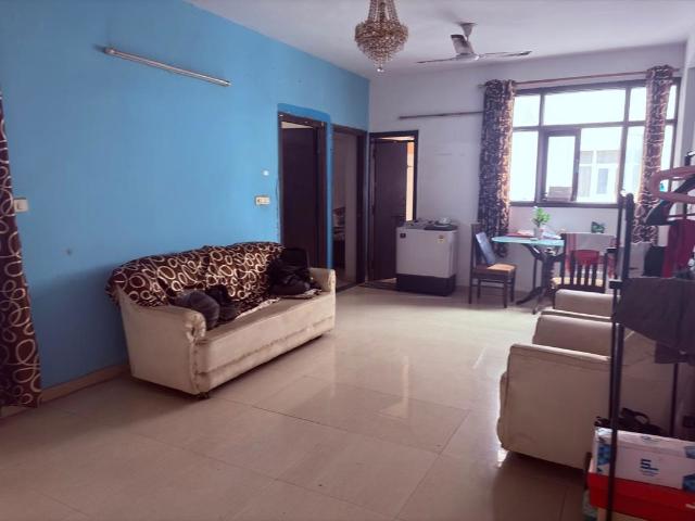 Rental | 2 BHK 1165 Sq.Ft. Apartment in Omaxe Heights