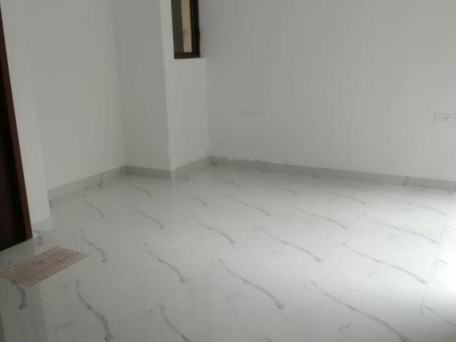 Rental | 2 BHK 1170 Sq.Ft. Apartment in Kalpataru Immensa