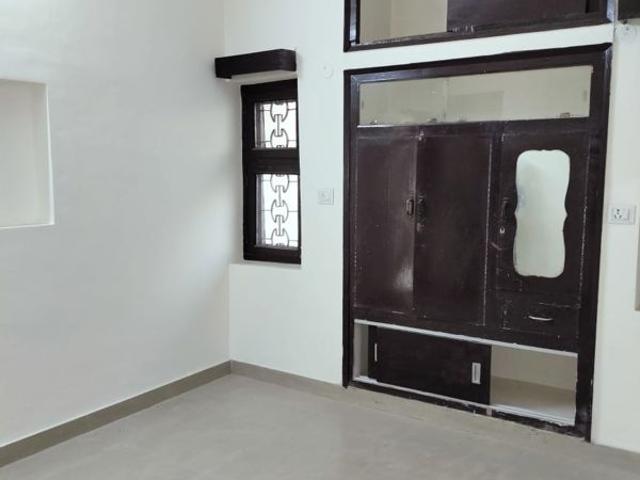Rental | 2 BHK + 1174 Sq.Ft. Independent House in Sector 4
