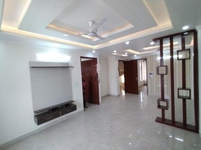 Rental | 2 BHK 1190 Sq.Ft. Apartment in DSR Highland Greenz