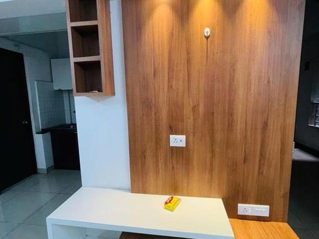 Rental | 2 BHK 1100 Sq.Ft. Apartment in Amanora Victory Towers