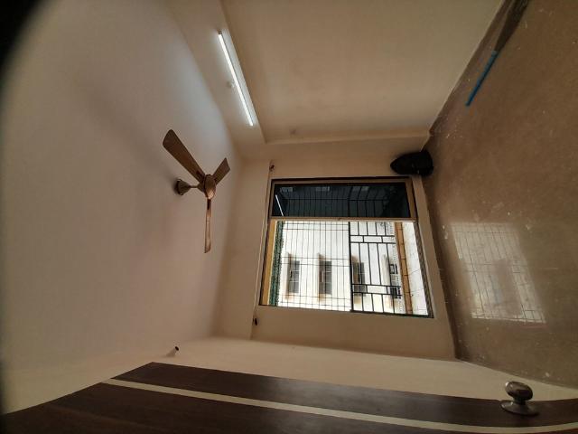 Rental | 2 BHK 1100 Sq.Ft. Apartment in Aaron Gomaji Kasturi