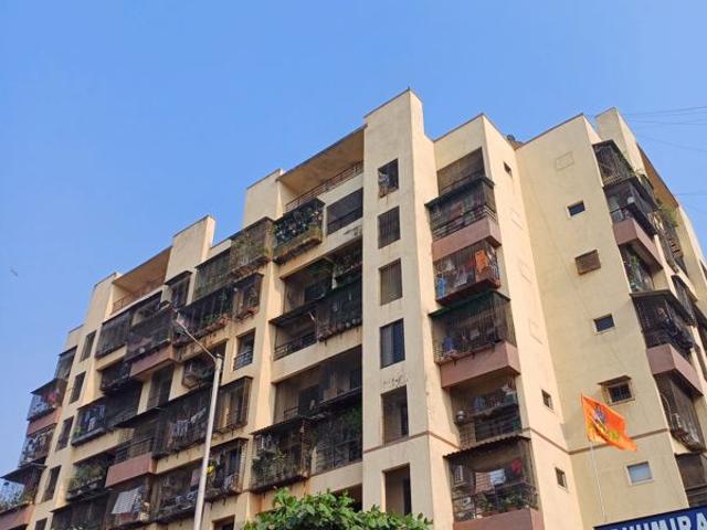 Rental | 2 BHK 1100 Sq.Ft. Apartment in Bhumiraj Twin Bridge