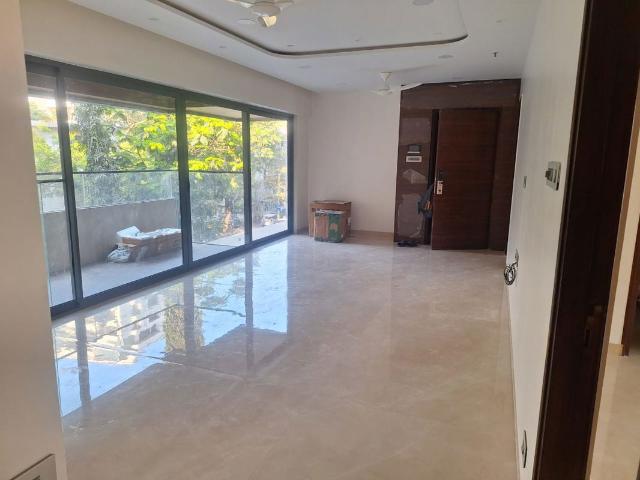 Rental | 2 BHK 1100 Sq.Ft. Apartment in Dariya Mahal