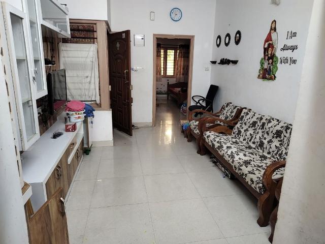 Rental | 2 BHK 1100 Sq.Ft. Apartment in Frazer Town