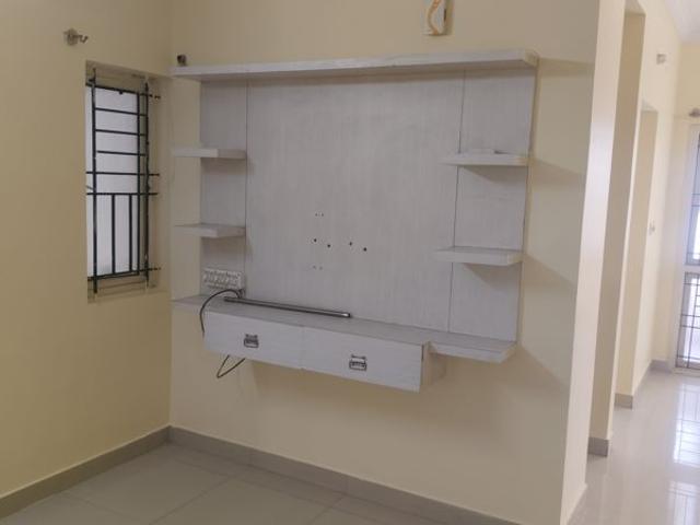 Rental | 2 BHK 1100 Sq.Ft. Apartment in Keerthana Residency