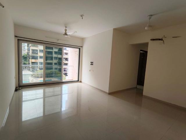 Rental | 2 BHK 1100 Sq.Ft. Apartment in Kesar Symphony