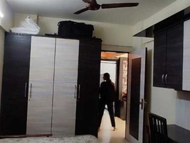Rental | 2 BHK 1100 Sq.Ft. Apartment in Kshitij CHS